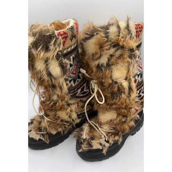 Muk Luks Women's Red Tan Knit Design Snow Boots Faux Fur Lined Size 9 Tan/Beige - Picture 10 of 16